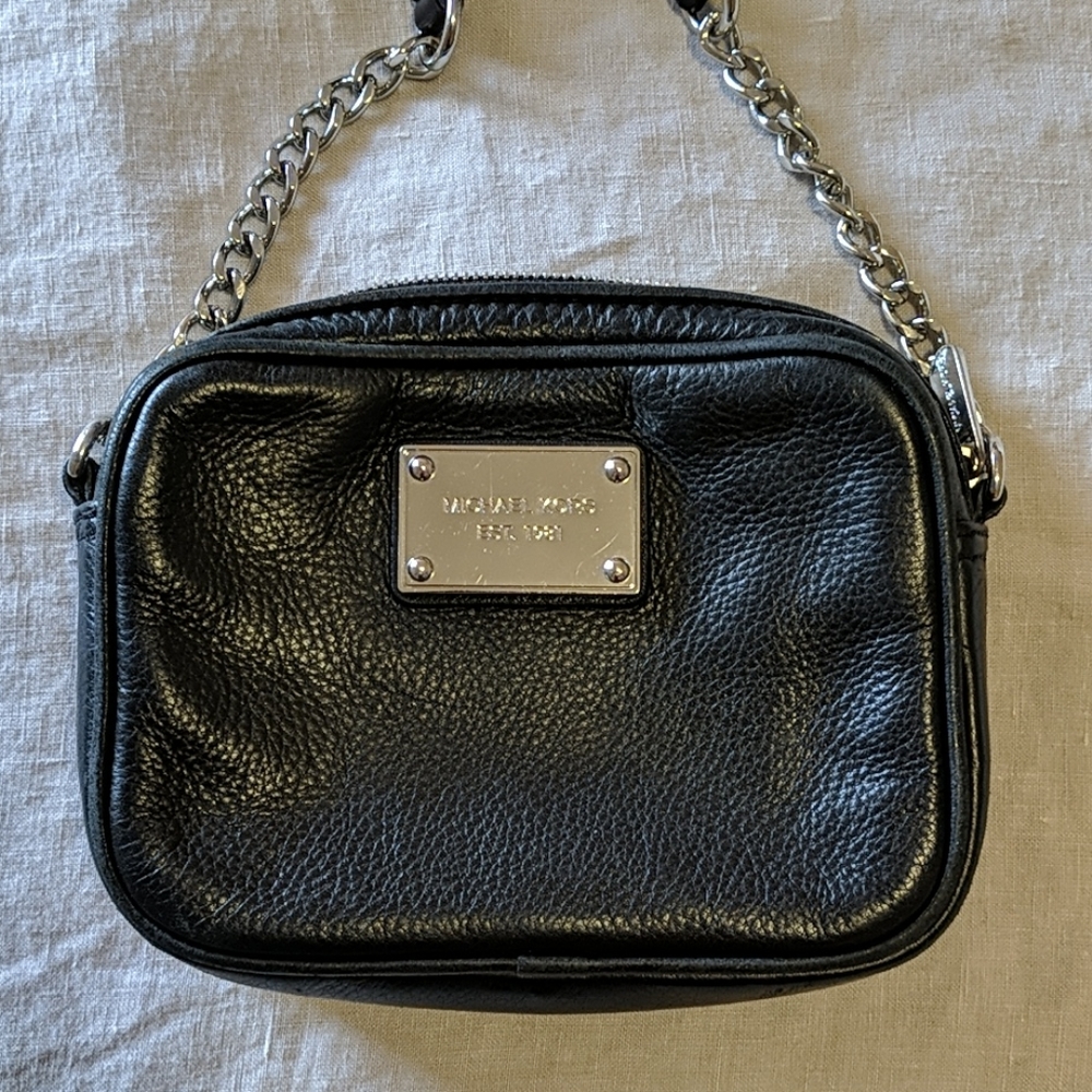 Michael Kors black pebbled crossbody bag